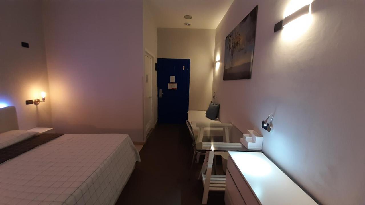 Youth Station Hostal